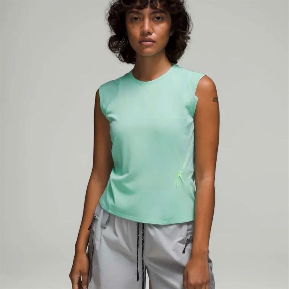 Lululemon Women's Cap Sleeve Hiking Tank Top Green Activewear